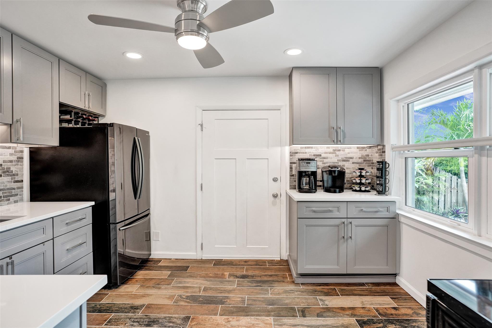 Middle River Terrace - Residential