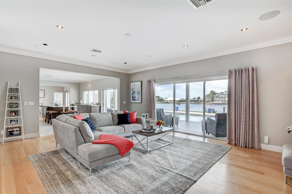 POINT MANALAPAN 1 - Residential