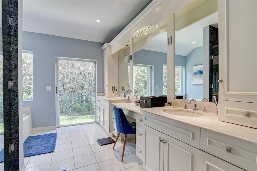 POINT MANALAPAN 1 - Residential