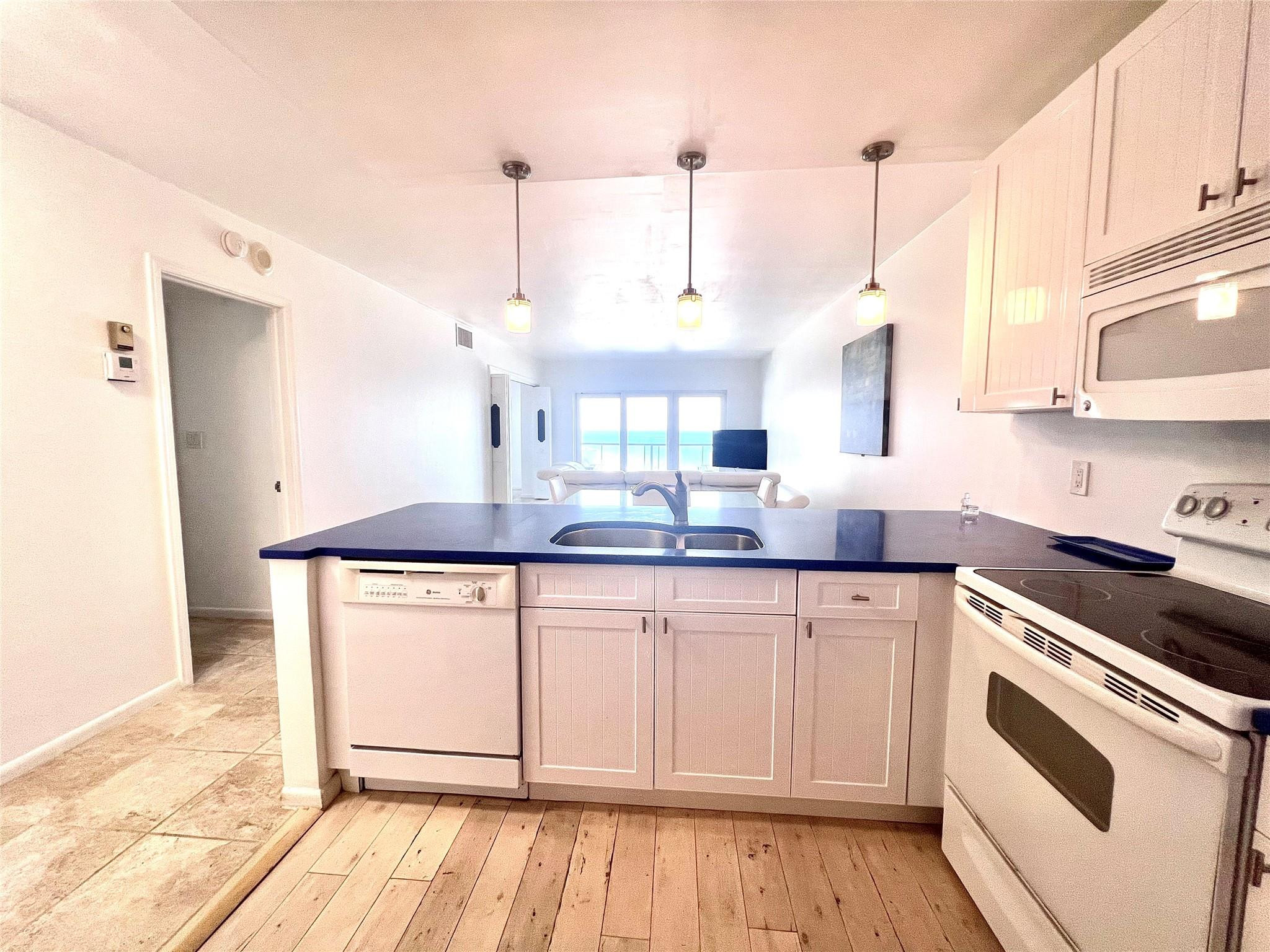 Leisure Towers Condo - Residential Lease