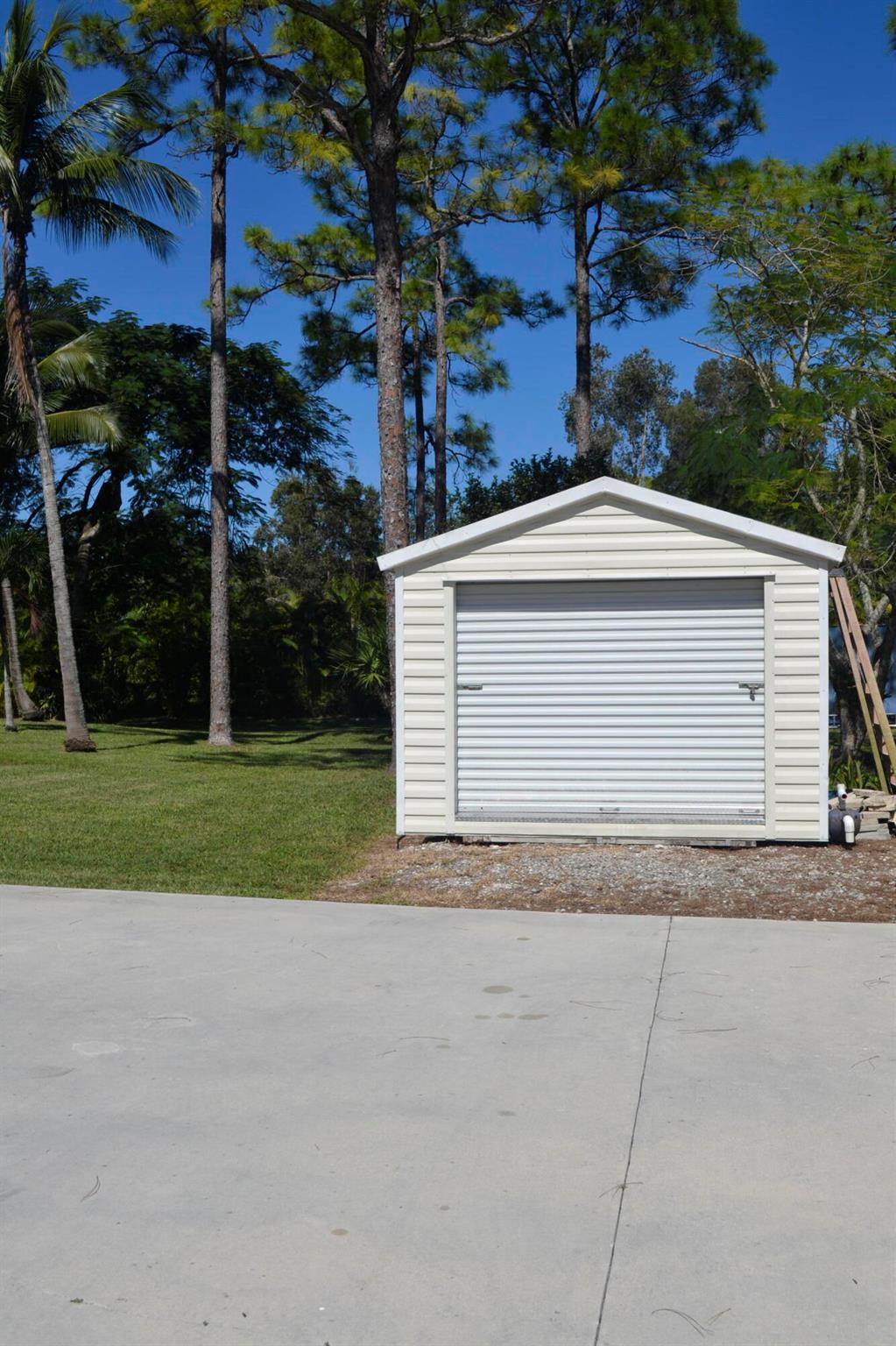 Acreage - Residential