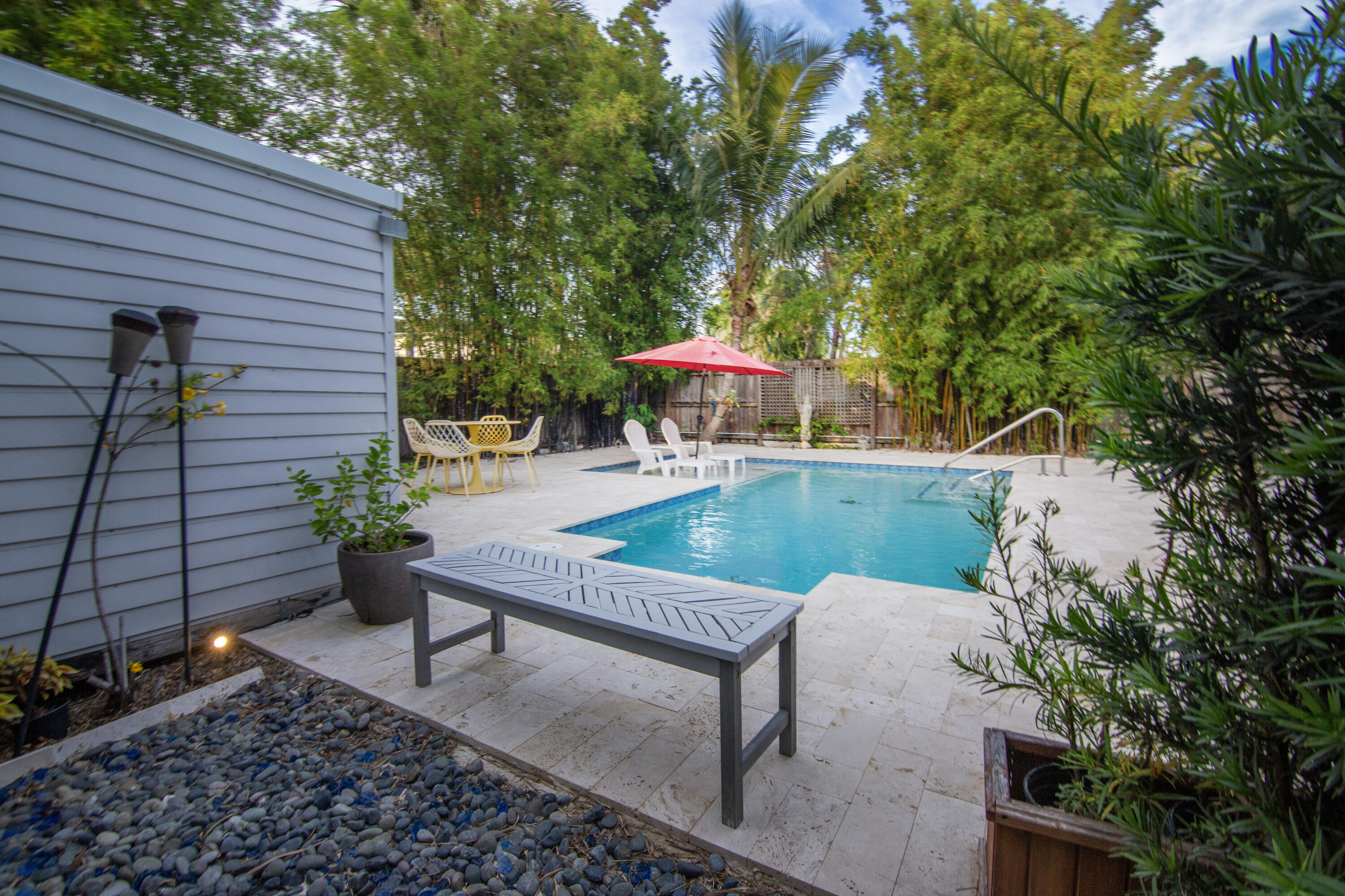 LAUDERDALE PARK 6-33 1/2 - Residential