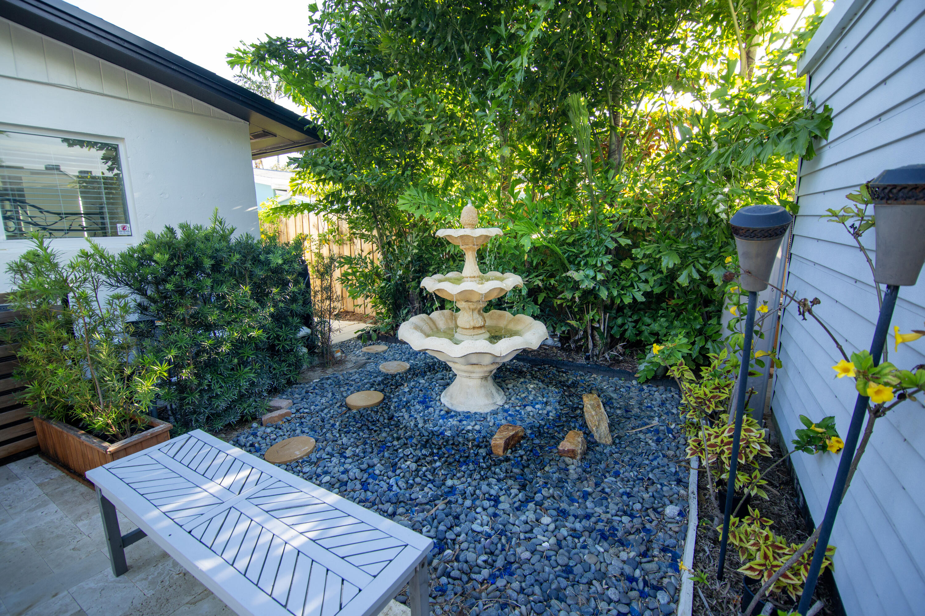 LAUDERDALE PARK 6-33 1/2 - Residential