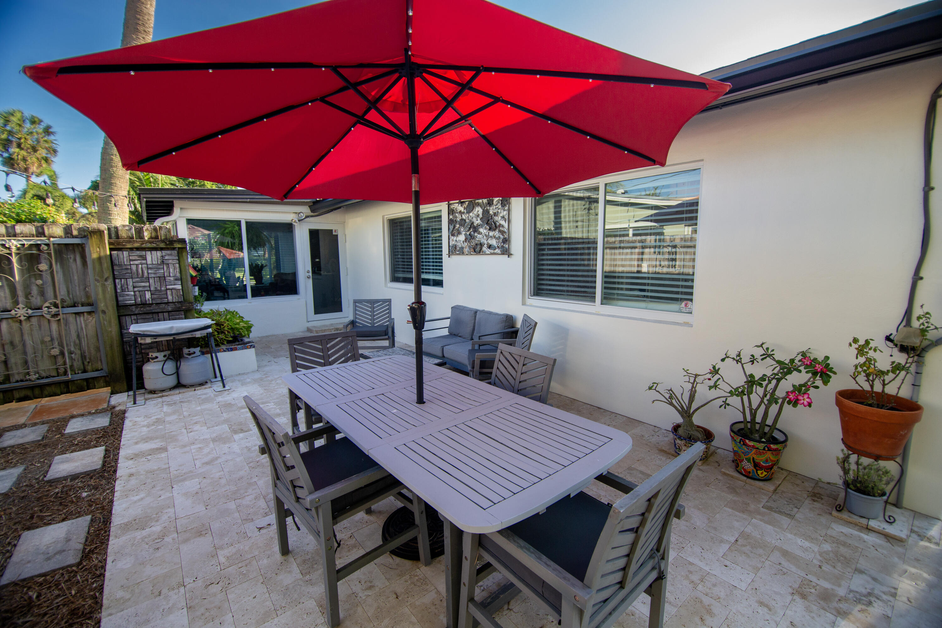 LAUDERDALE PARK 6-33 1/2 - Residential