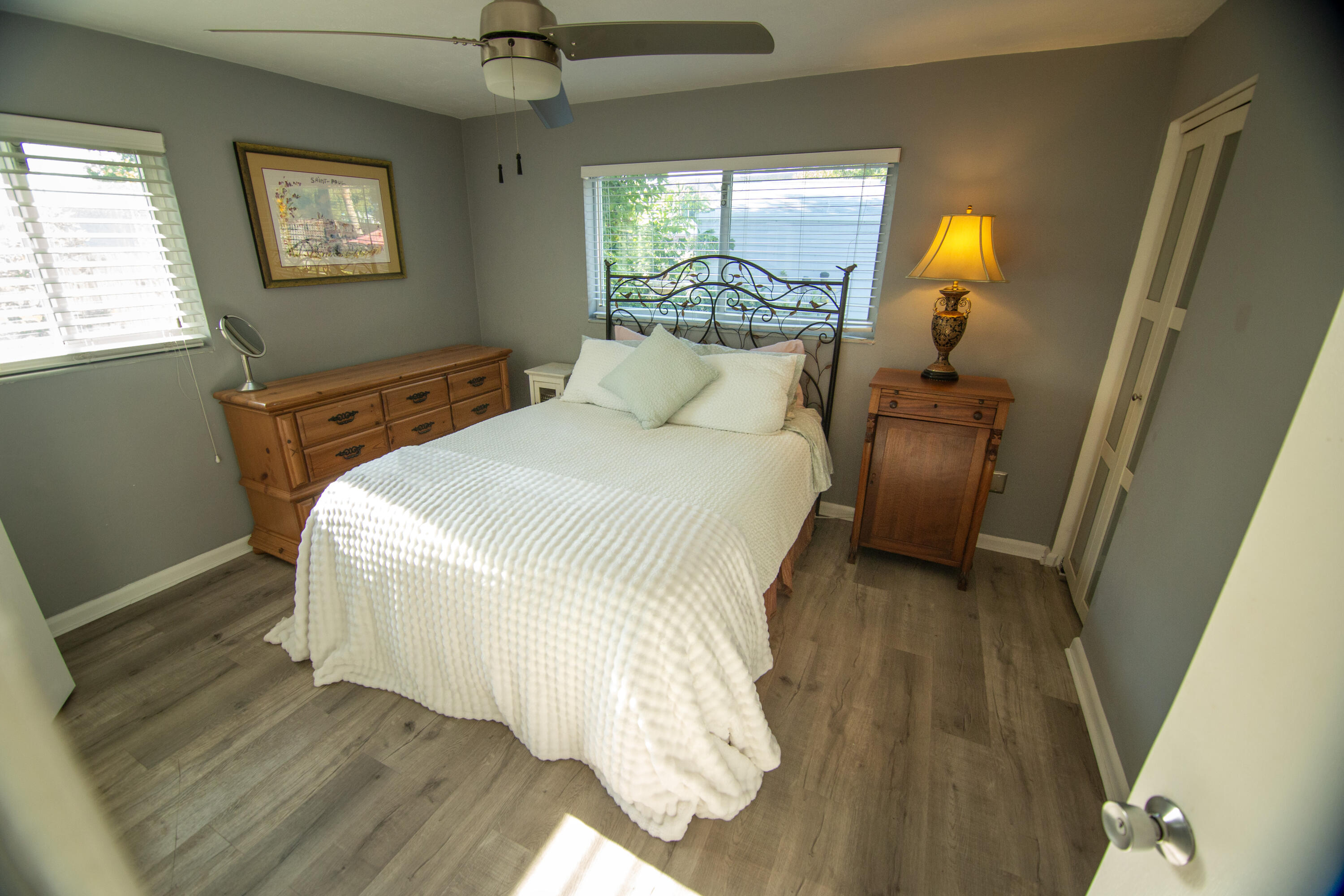 LAUDERDALE PARK 6-33 1/2 - Residential
