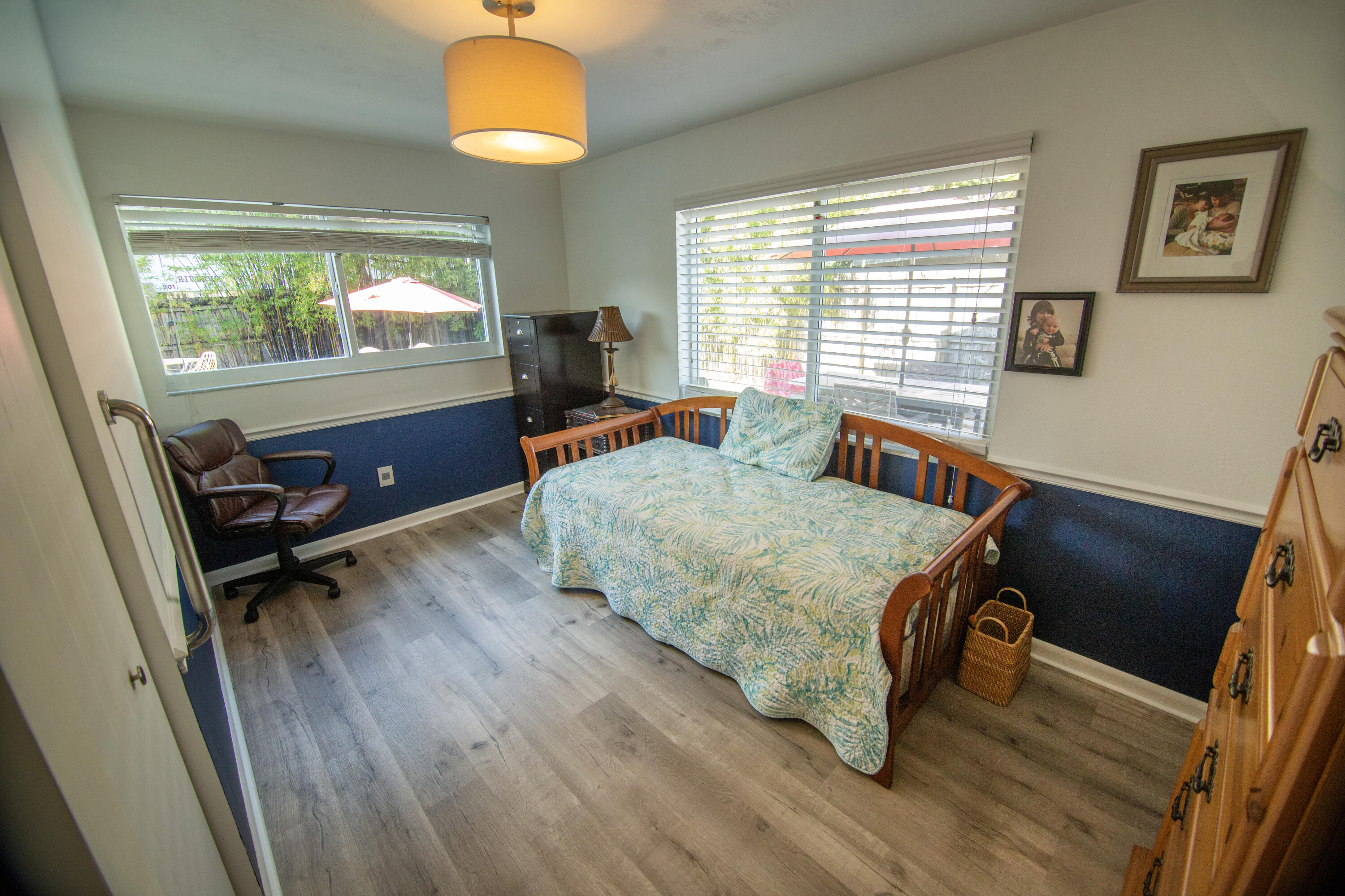 LAUDERDALE PARK 6-33 1/2 - Residential