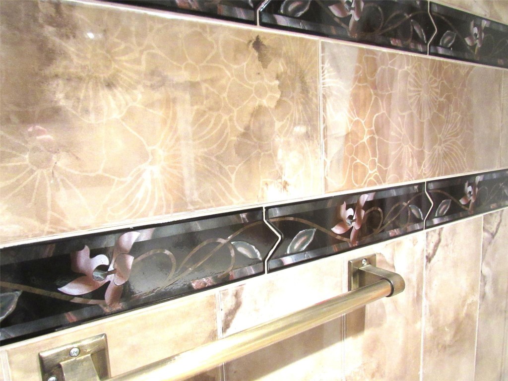 ASHBY CONDO - Residential