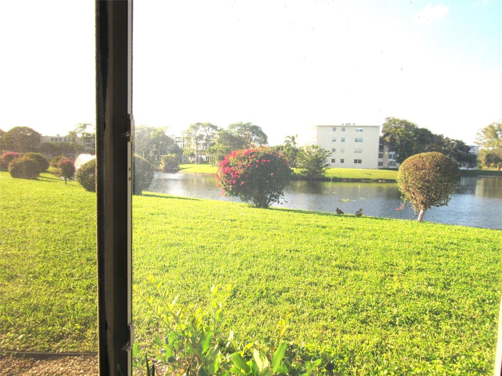 ASHBY CONDO - Residential