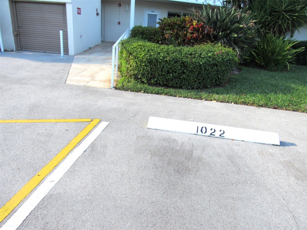 ASHBY CONDO - Residential