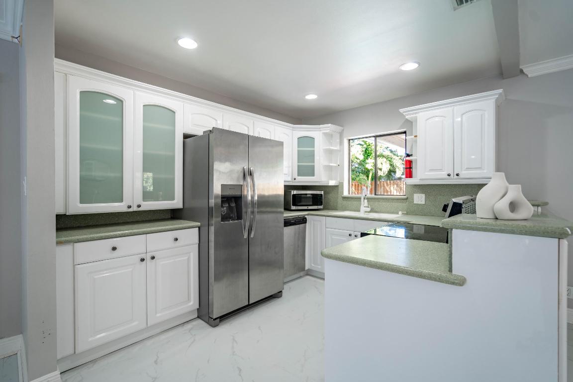 Brentwood Village - Residential