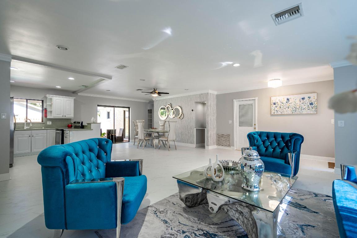 Brentwood Village - Residential