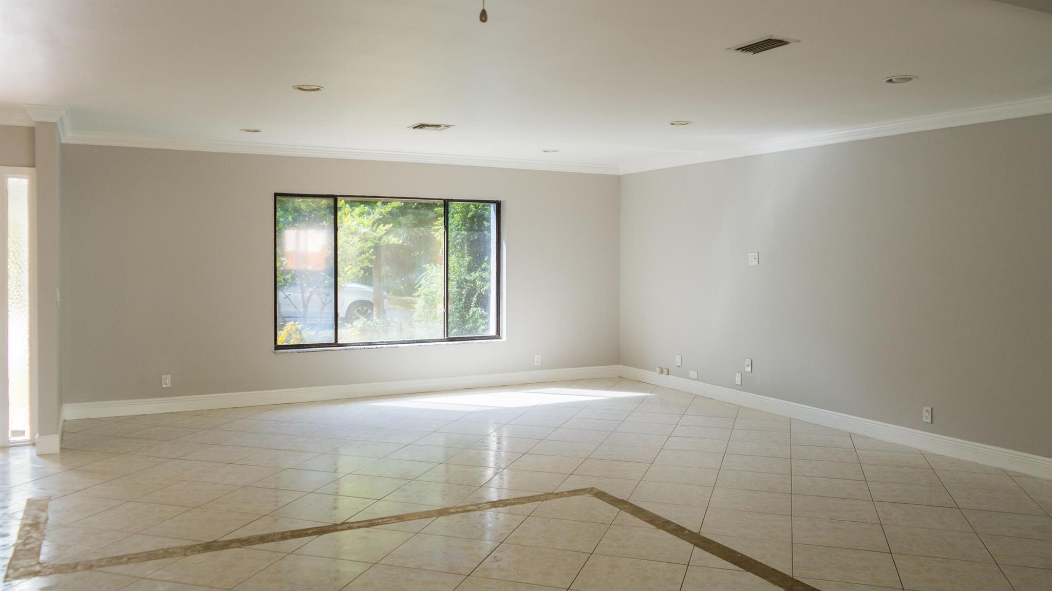 Brentwood Village - Residential