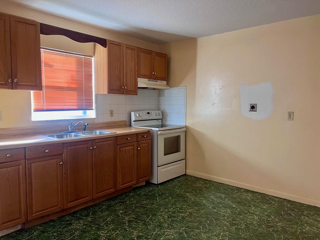 Photo of 2203 Avenue Q, Fort Pierce, FL 34950 (MLS # F10492036)