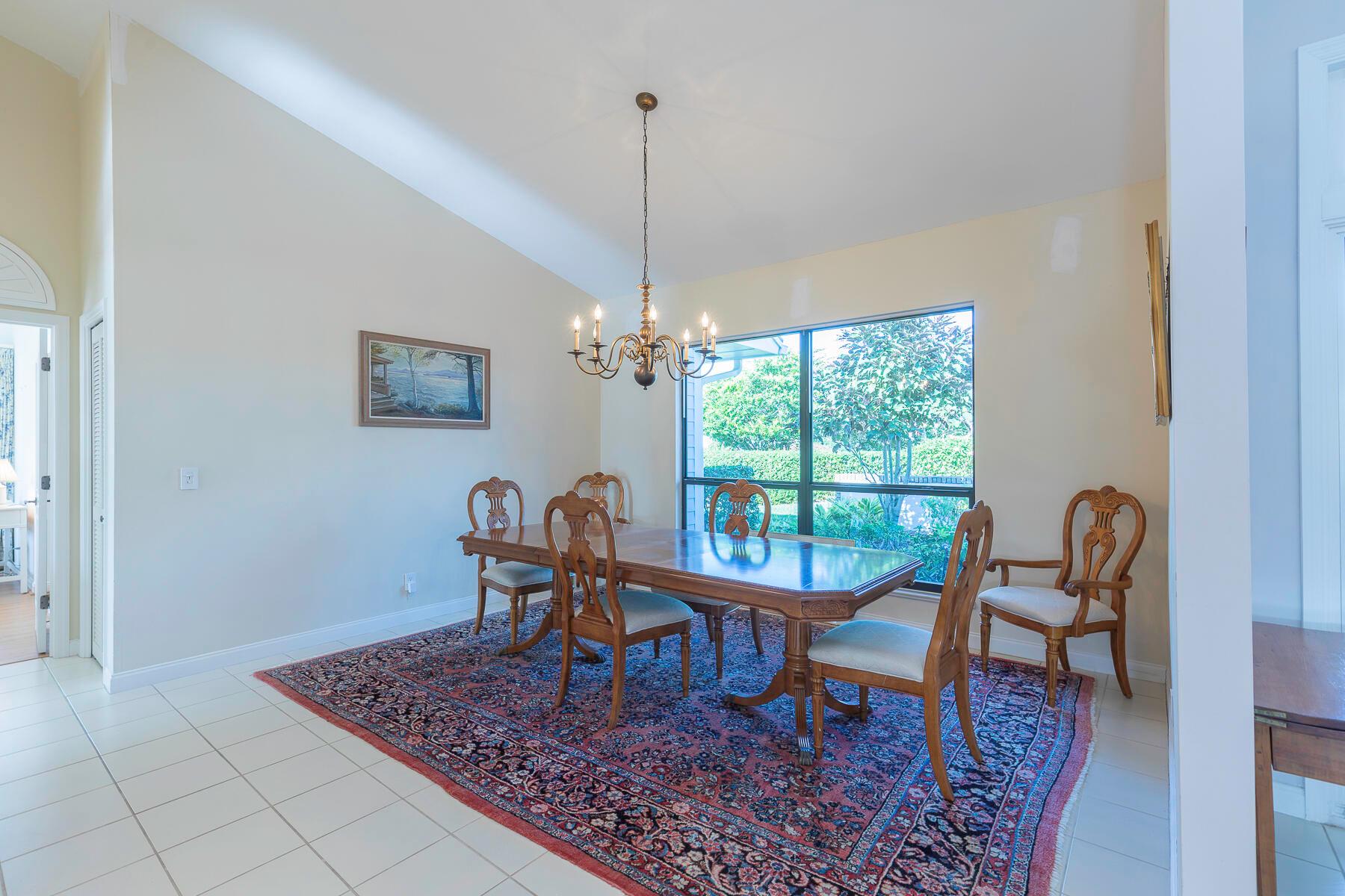 Palm City, Florida 34990, United States, 3 Bedrooms Bedrooms, ,3 BathroomsBathrooms,Residential,Pending,209423