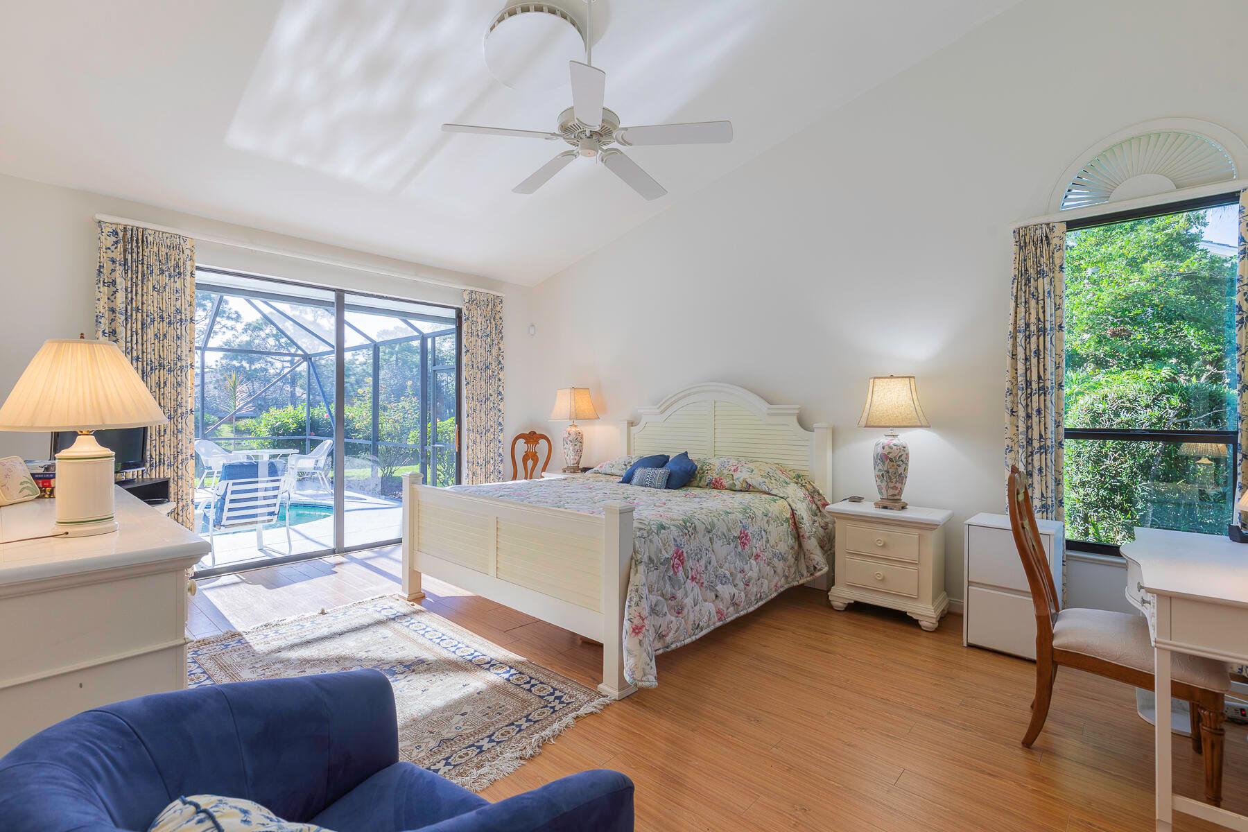 Palm City, Florida 34990, United States, 3 Bedrooms Bedrooms, ,3 BathroomsBathrooms,Residential,Pending,209423