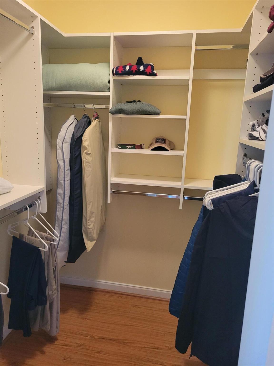 Palm City, Florida 34990, United States, 3 Bedrooms Bedrooms, ,3 BathroomsBathrooms,Residential,Pending,209423