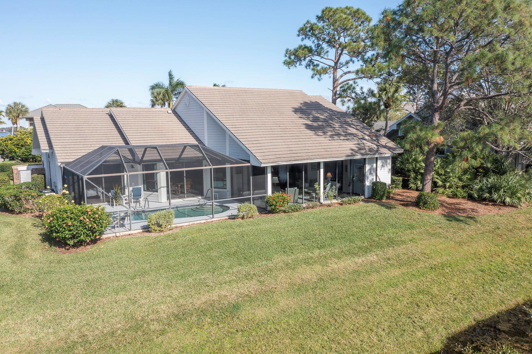 Palm City, Florida 34990, United States, 3 Bedrooms Bedrooms, ,3 BathroomsBathrooms,Residential,Pending,209423