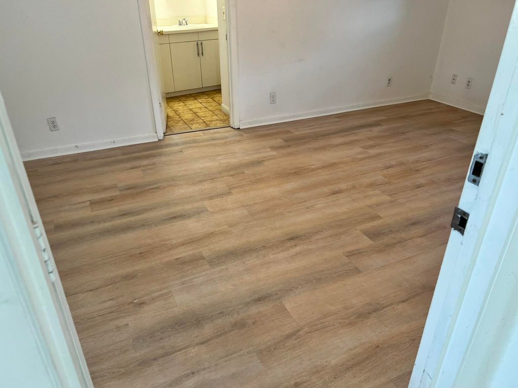 Photo of 1650 NW 43rd Street, Oakland Park, FL 33309 (MLS # B26045605)