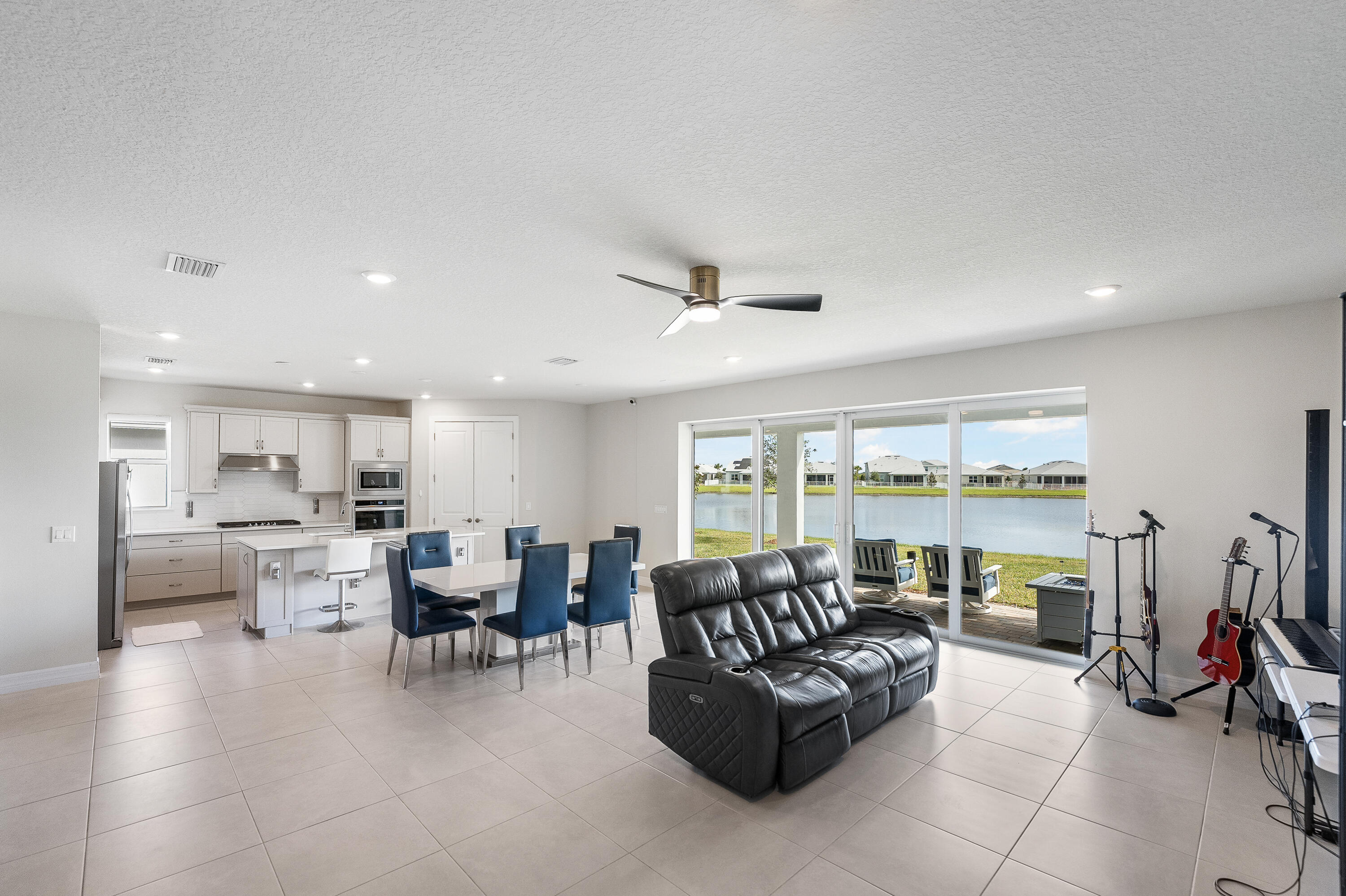 HERON PRESERVE AT TRADITI - Residential