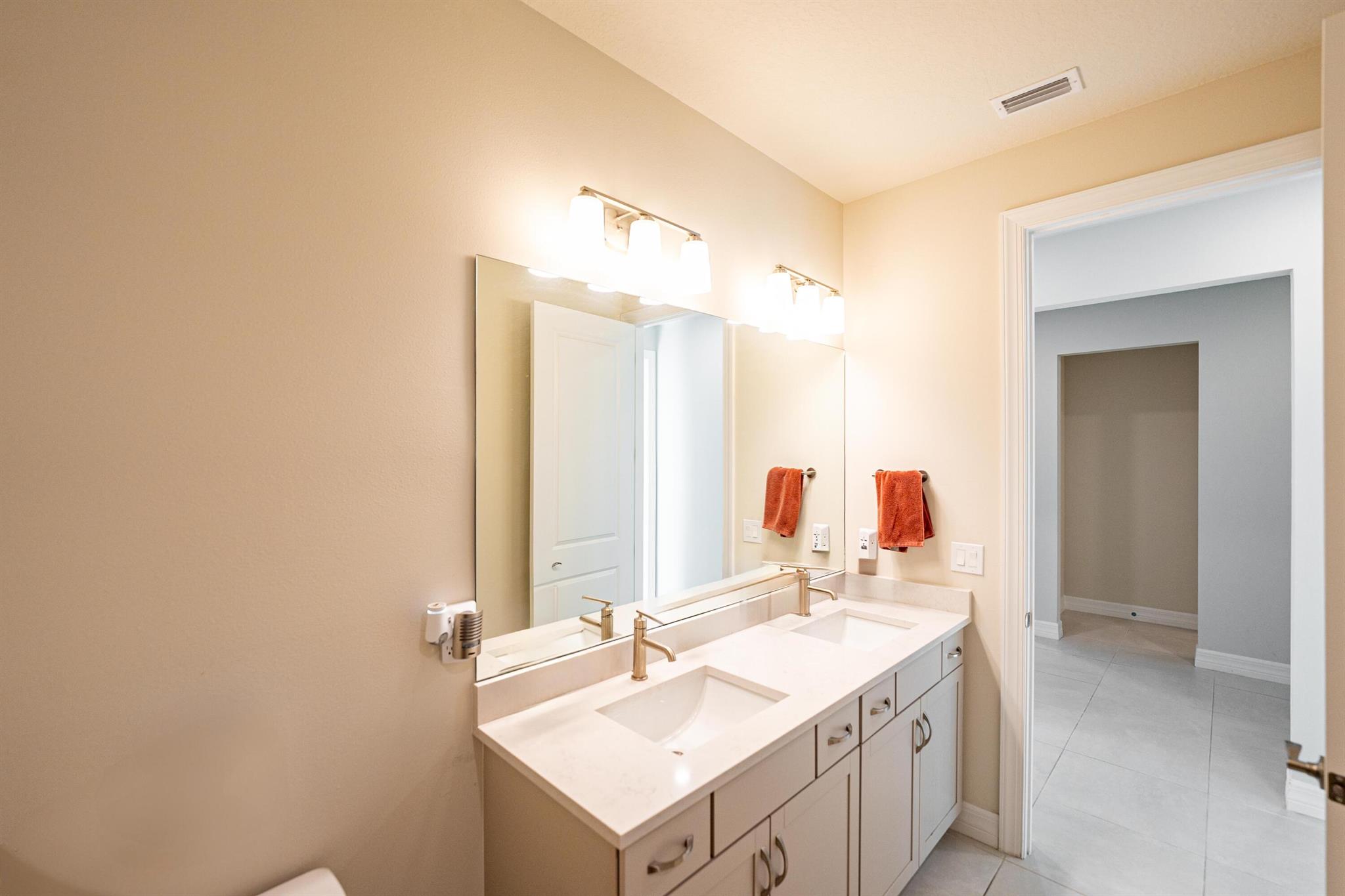 HERON PRESERVE AT TRADITI - Residential