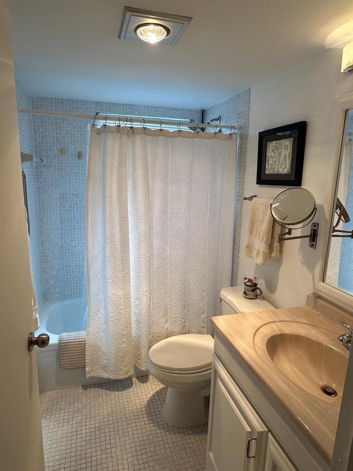 MANSFIELD AT CENTURY VILL - Residential Lease