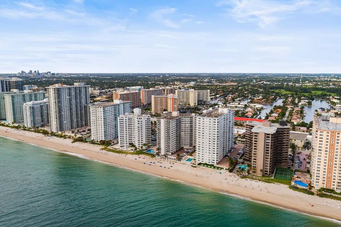 3800 Galt Ocean Drive 1402