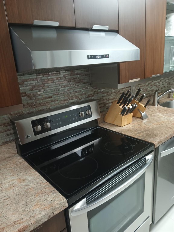 Park Tower Condo - Residential