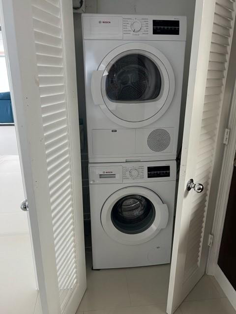 Park Tower Condo - Residential