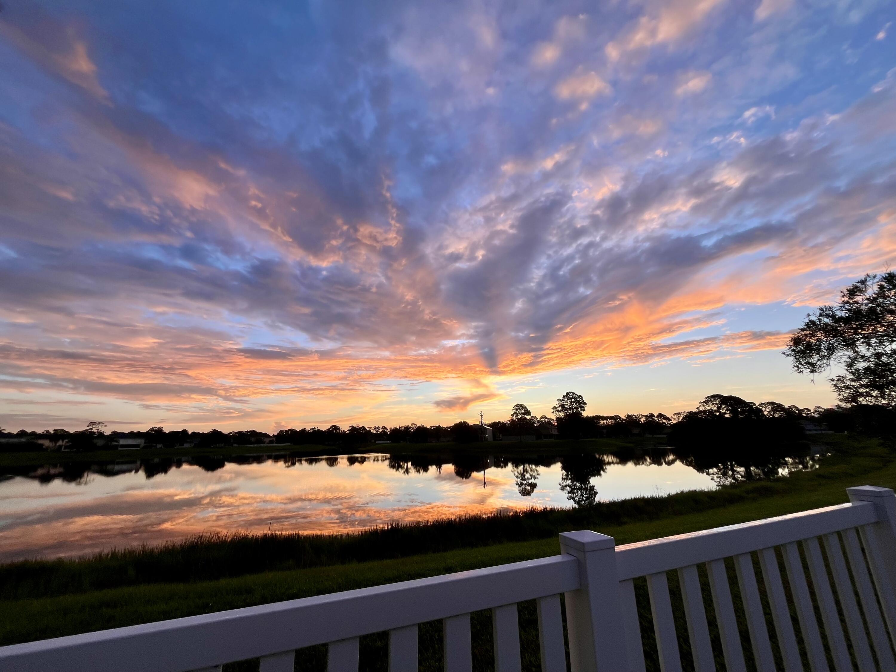 BRIDGEWATER AT BAYSIDE LAKES - Residential