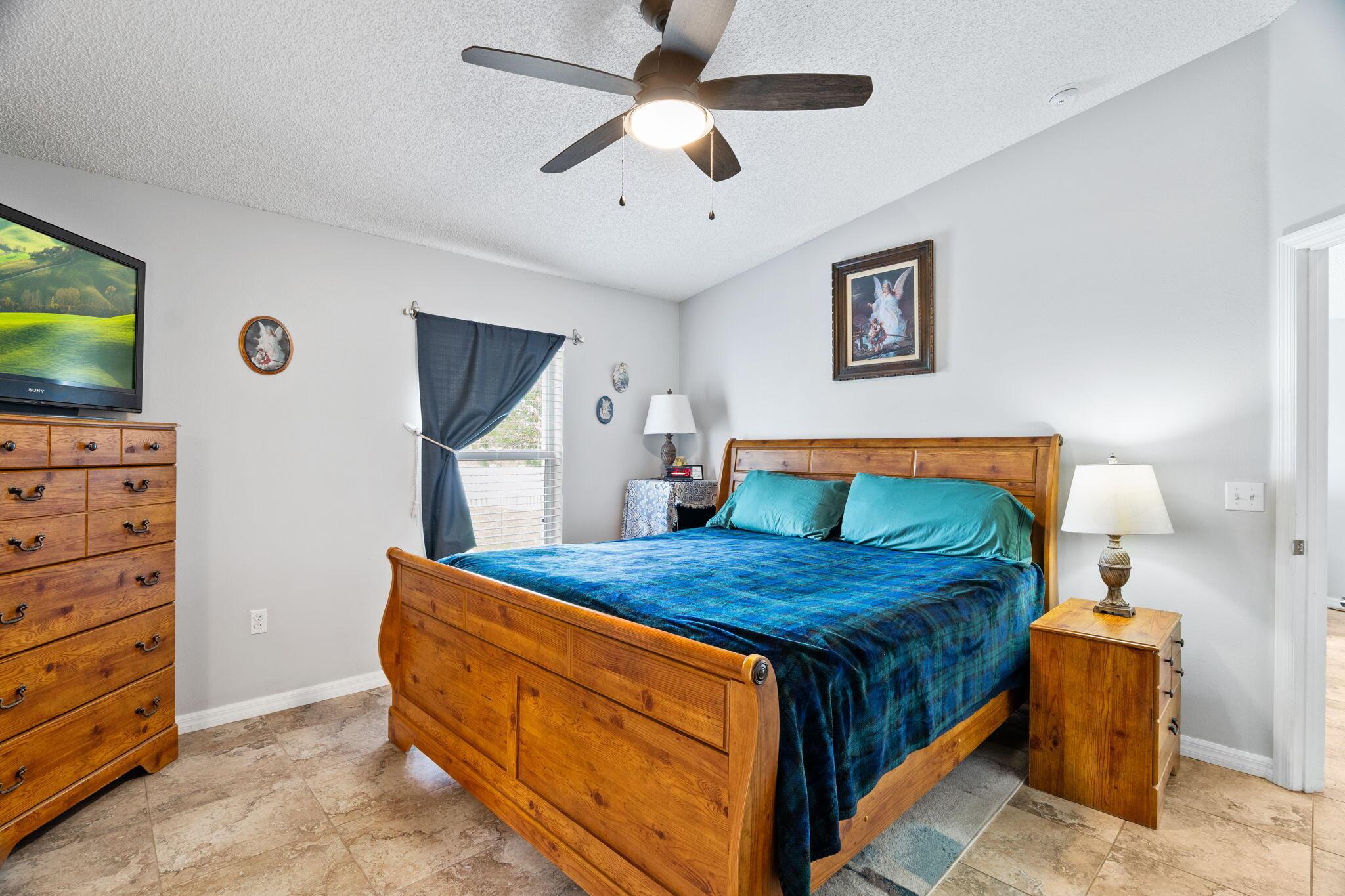 BRIDGEWATER AT BAYSIDE LA - Residential