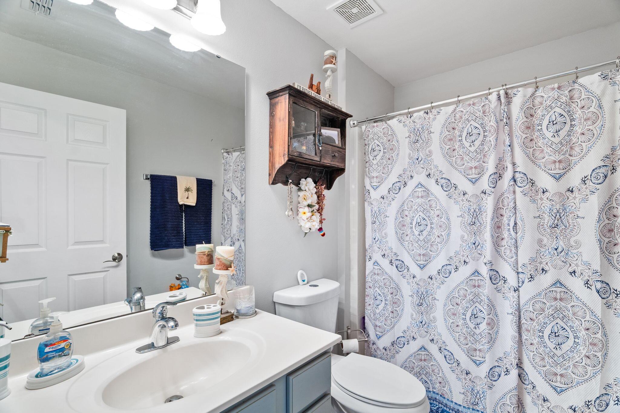 BRIDGEWATER AT BAYSIDE LA - Residential