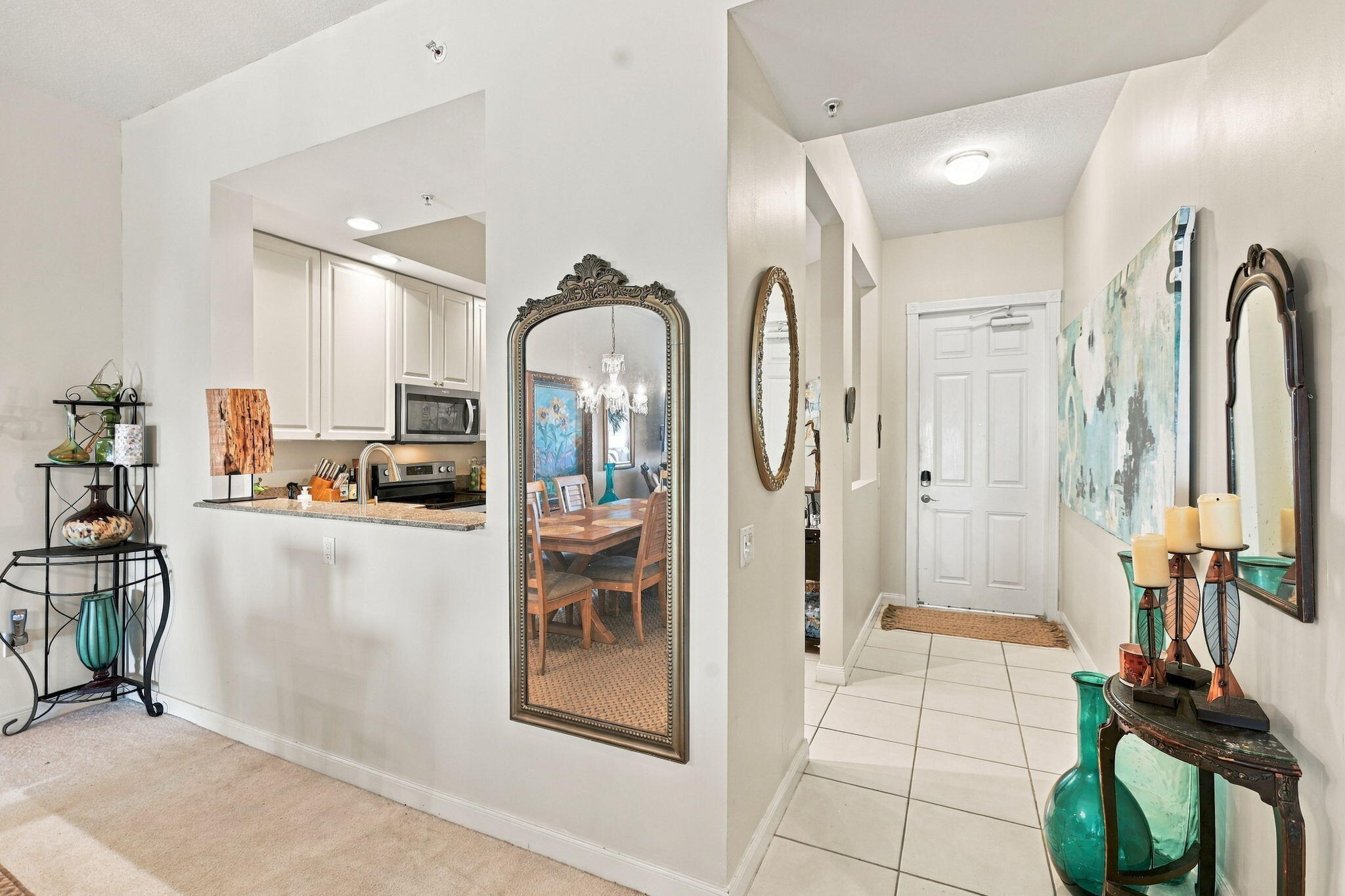 36 HARBOUR ISLE Drive W 303