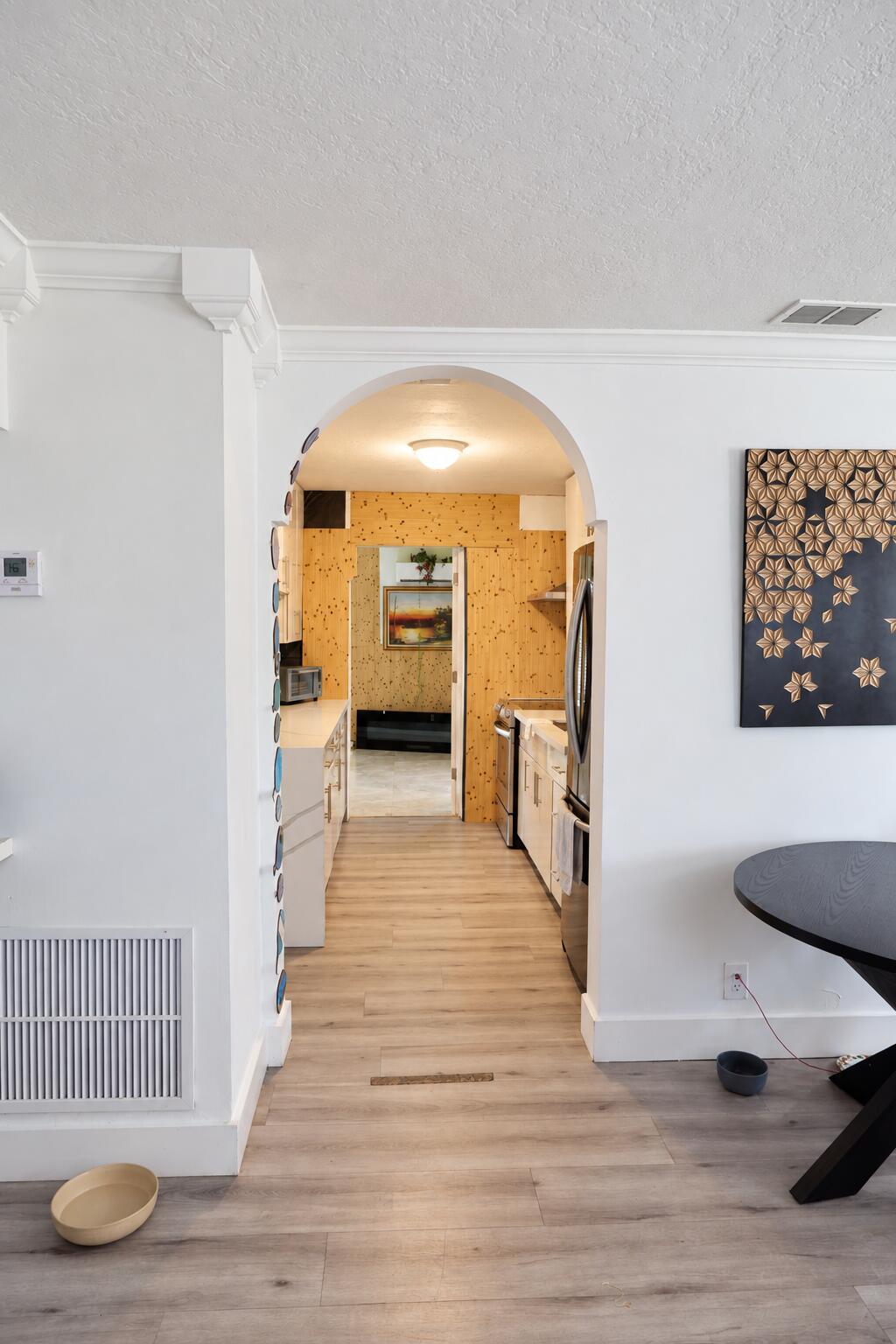 2574 NE 14TH Terrace