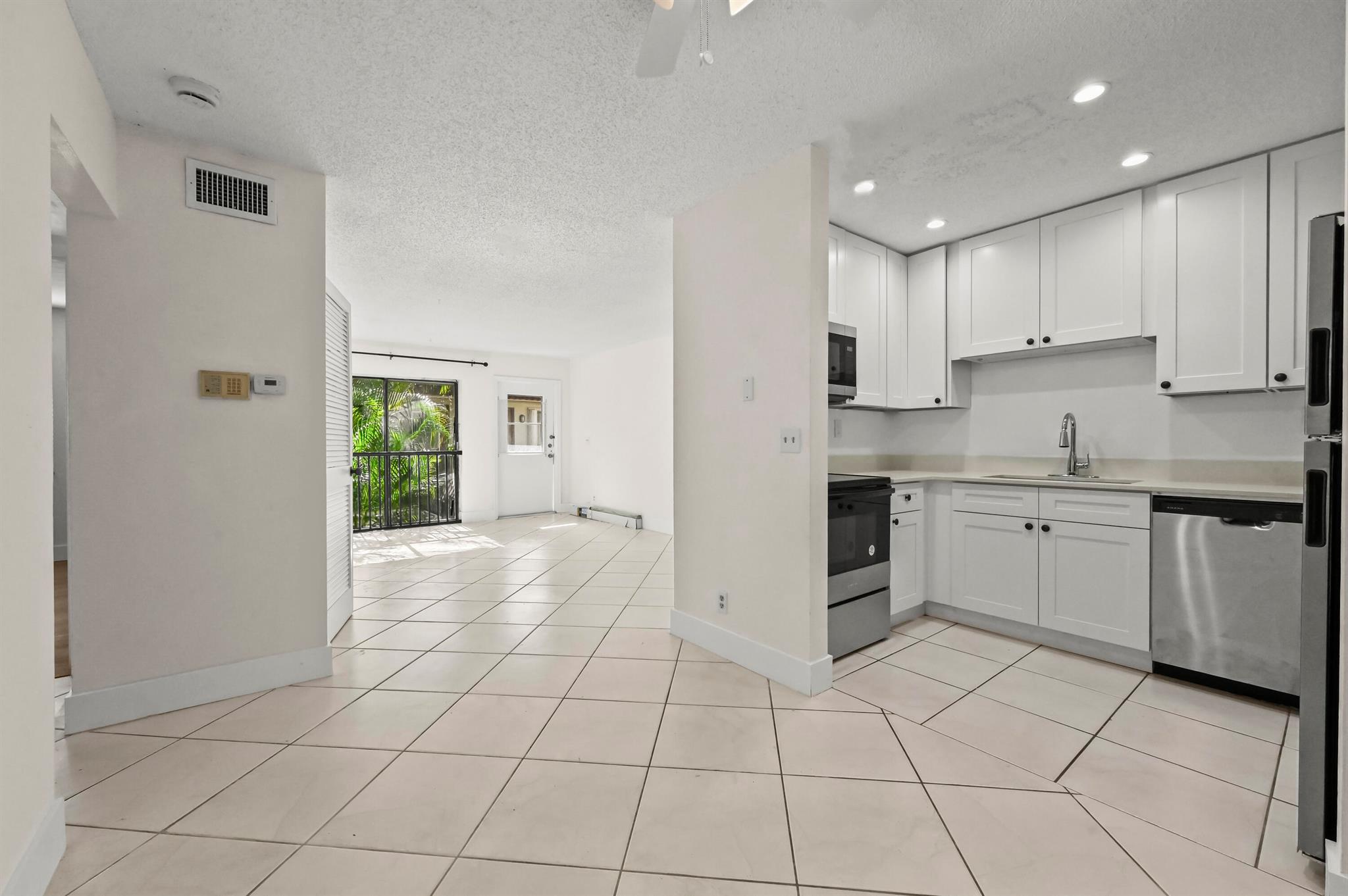 11392 Royal Palm Boulevard 11392