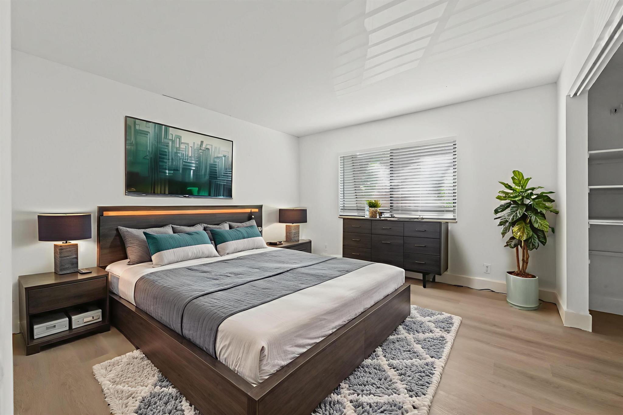 CYPRESS CREEK VILLAS - Residential