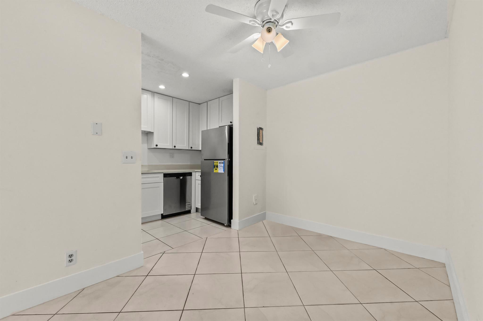 CYPRESS CREEK VILLAS - Residential