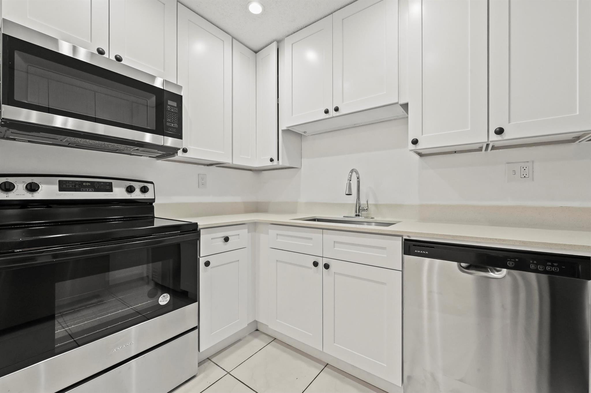 11392 Royal Palm Boulevard 11392