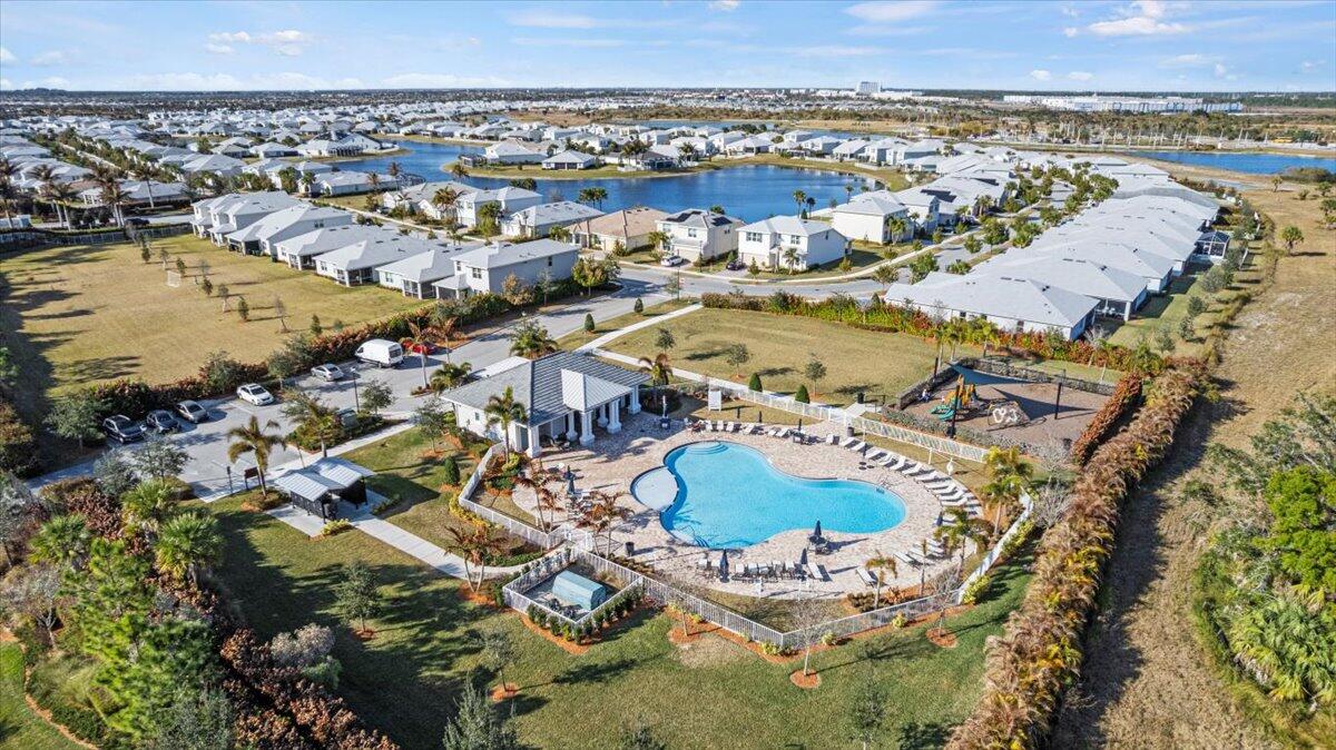 HERON PRESERVE AT TRADITION - Residential