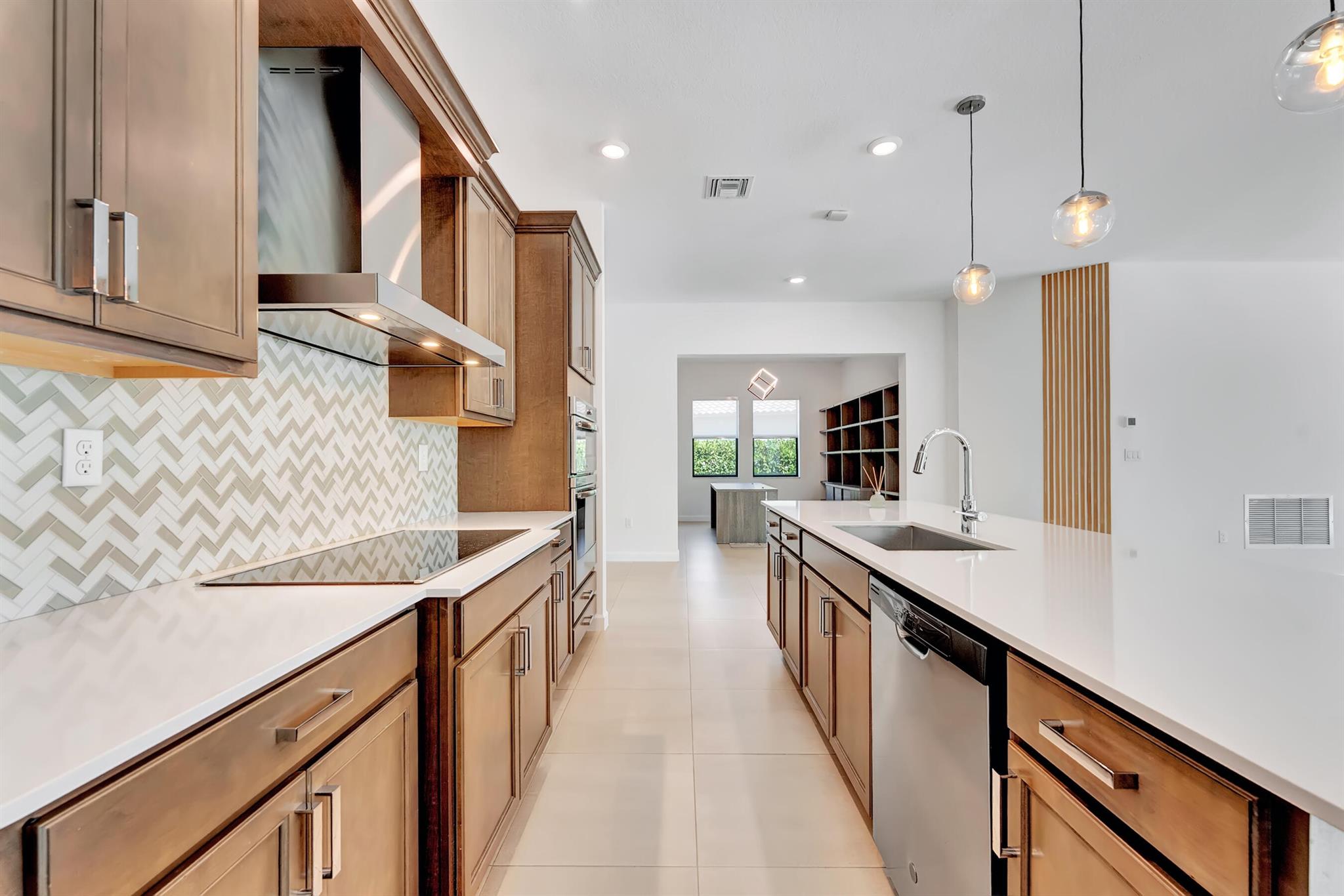 CRESTWOOD NORTH/BEellaSera - Residential