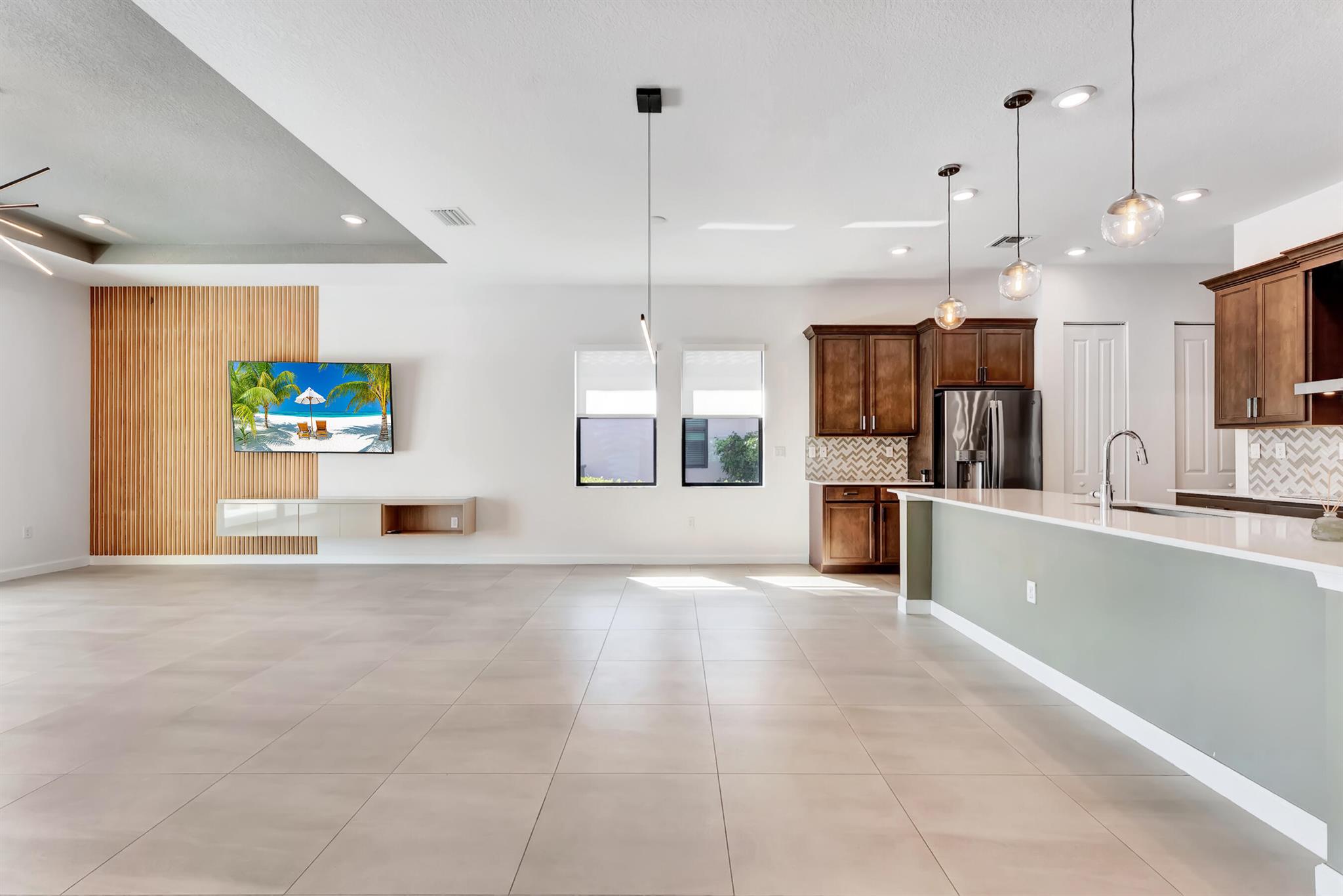 CRESTWOOD NORTH/BEellaSera - Residential