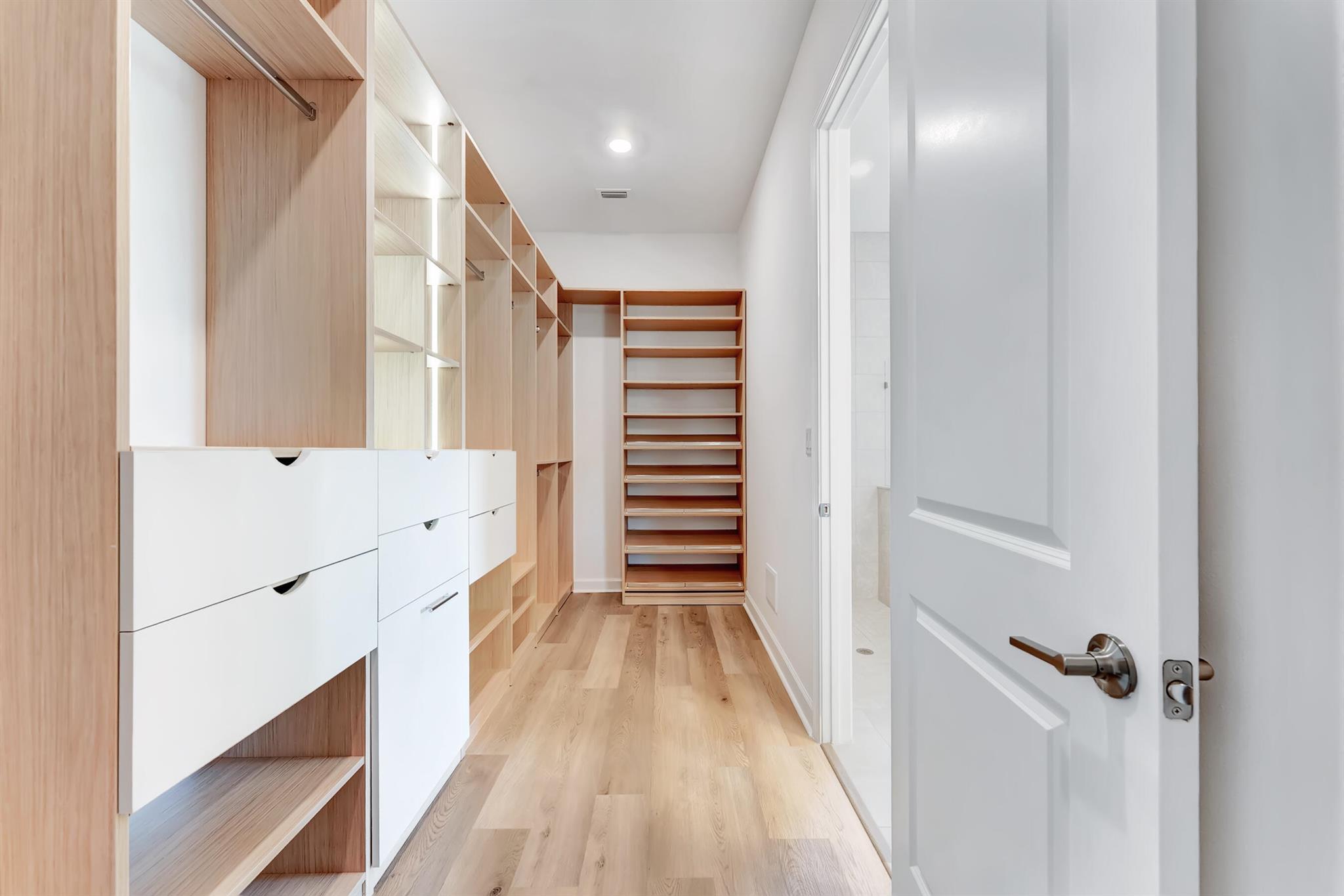 CRESTWOOD NORTH/BEellaSera - Residential