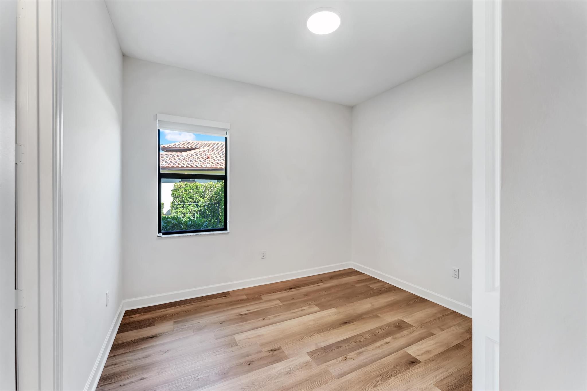 CRESTWOOD NORTH/BEellaSera - Residential