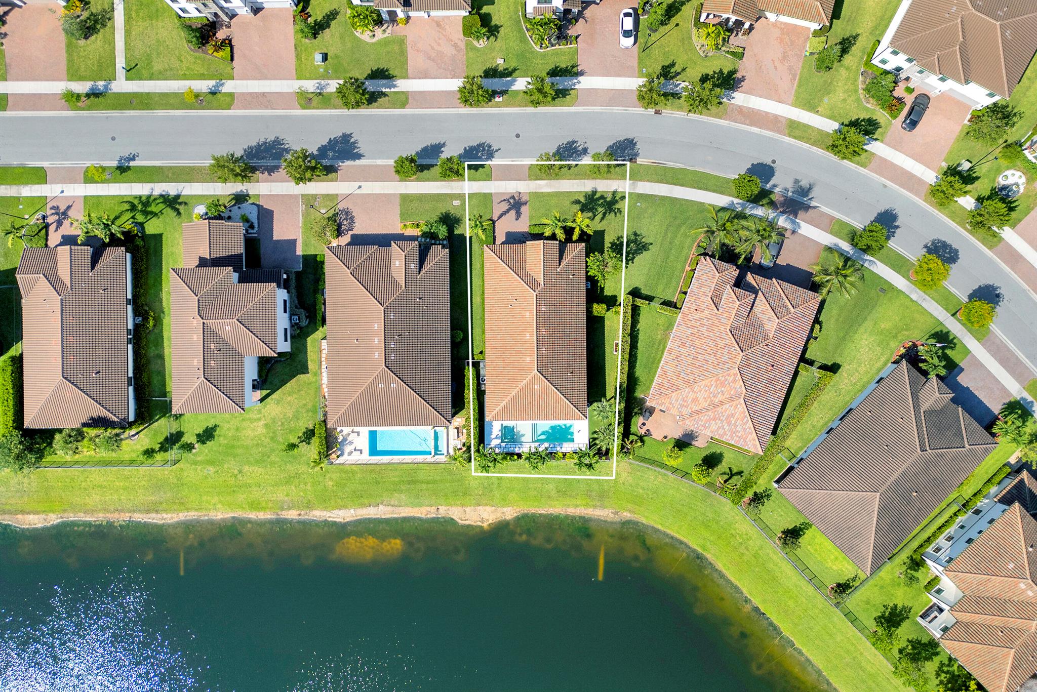 CRESTWOOD NORTH/BEellaSera - Residential