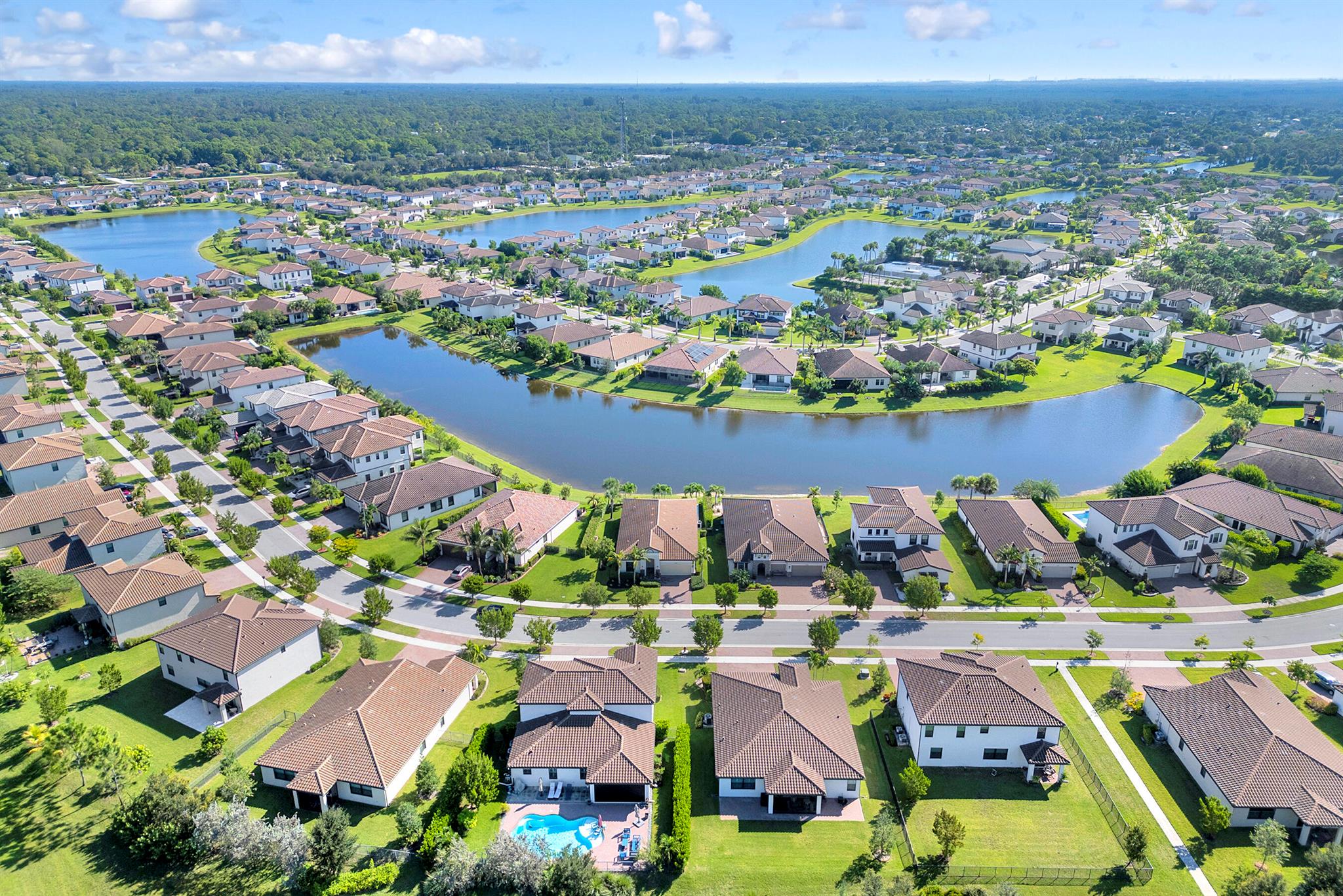 CRESTWOOD NORTH/BEellaSera - Residential