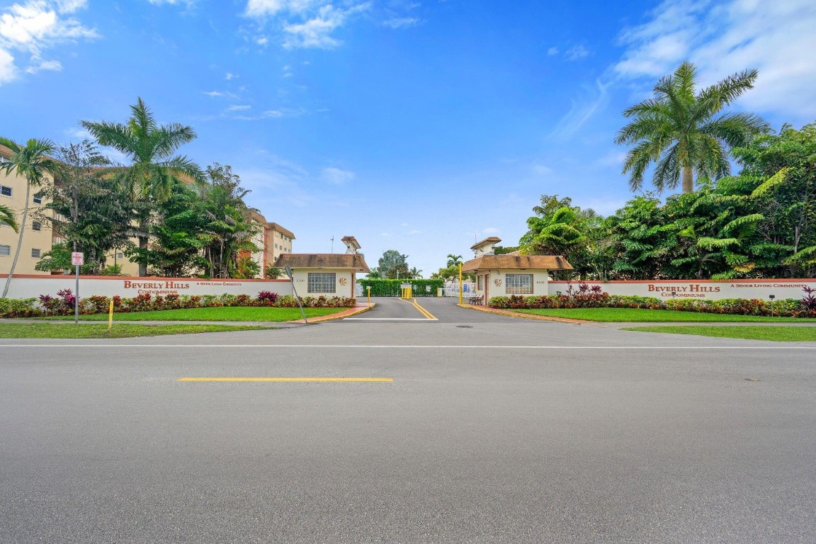 Beverly Hills condo - Residential