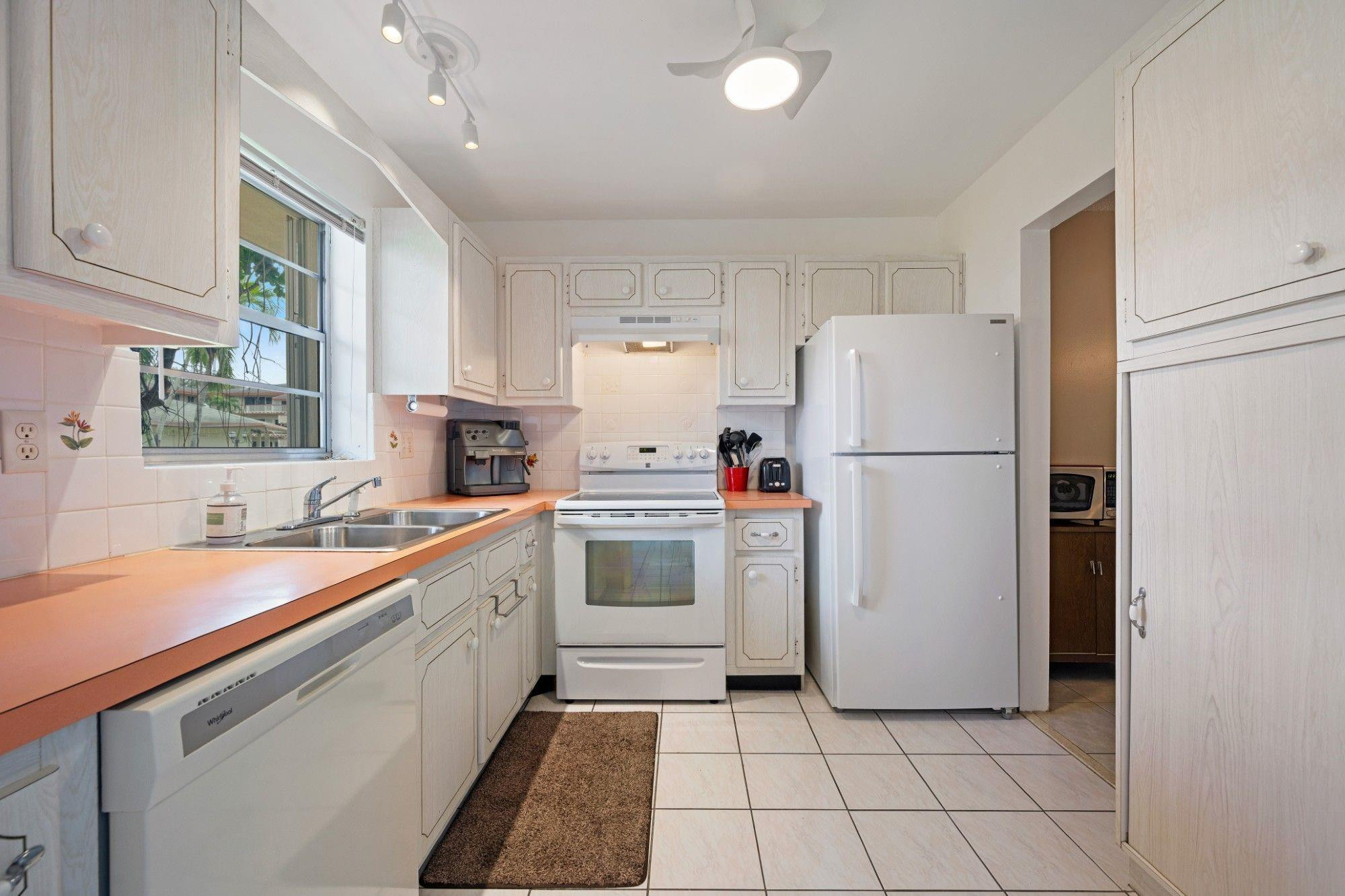 Beverly Hills condo - Residential