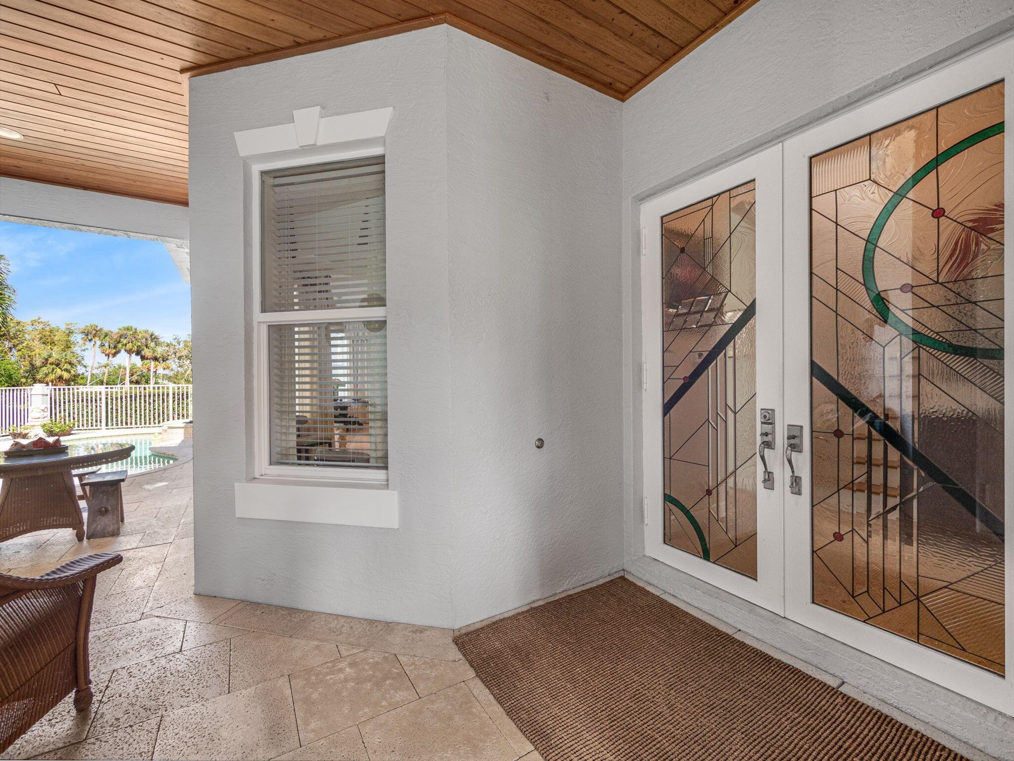 548 SW Saint Lucie Crescent