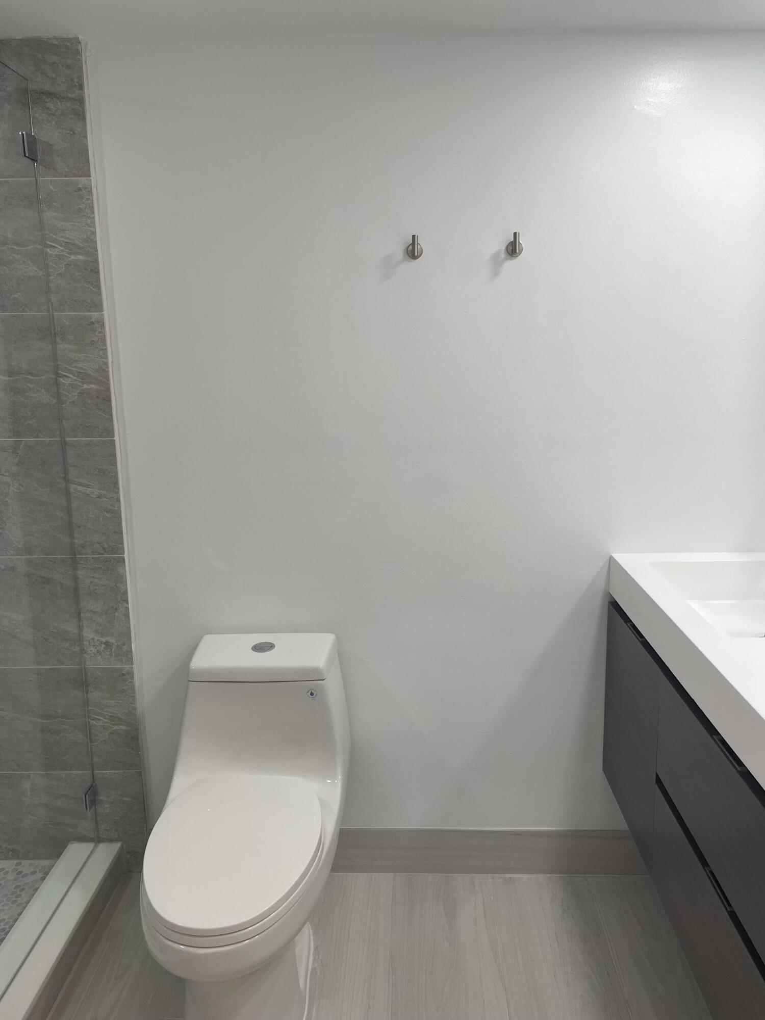 SOMERSET - Residential Lease