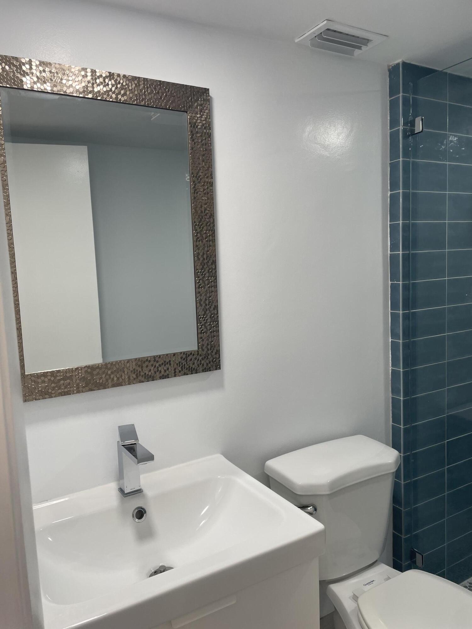 SOMERSET - Residential Lease
