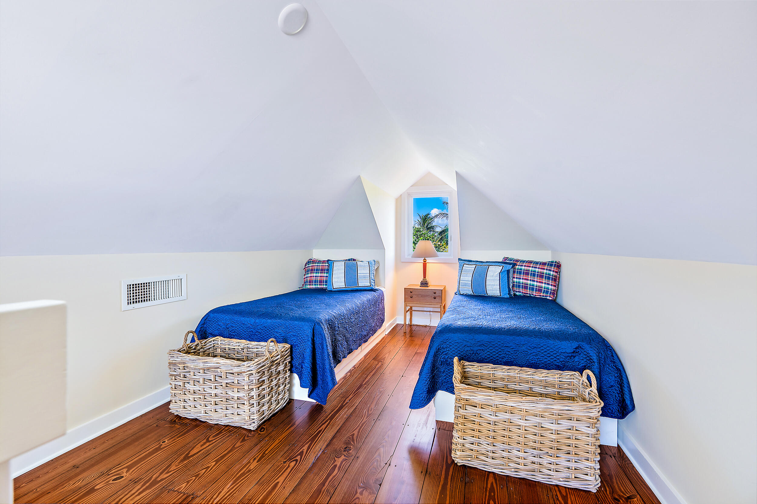 Jupiter Island - Residential